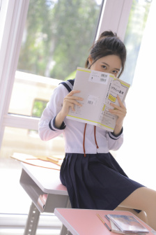 《办公室高潮秘书》